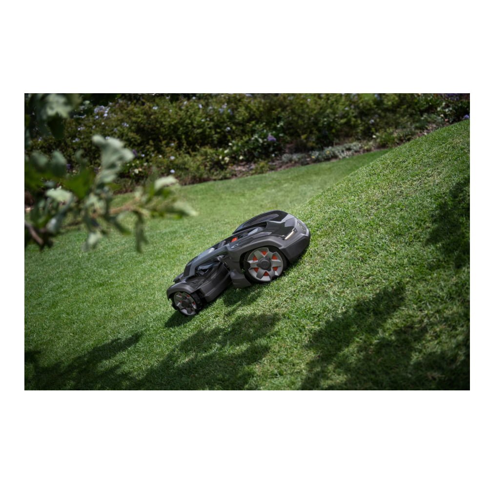 Husqvarna Automower® 435X AWD