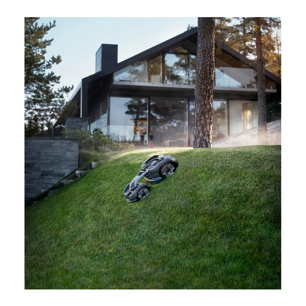 Husqvarna Automower® 435X AWD