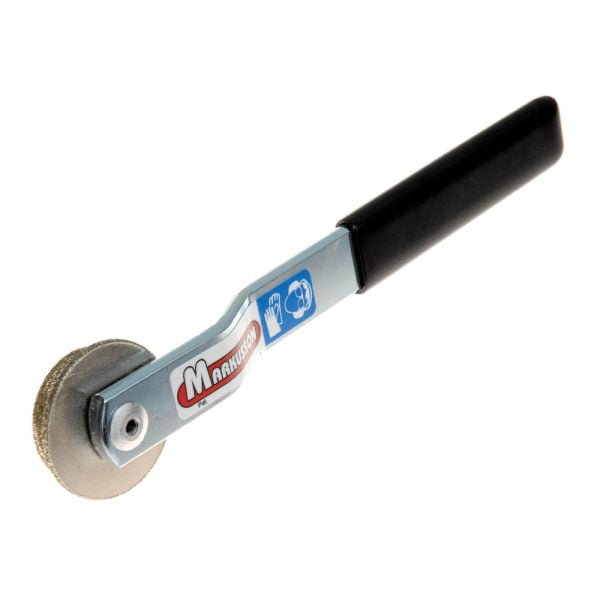 749