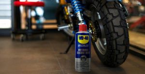 ΣΠΡΕΙ WD-40SP MOTORBIKE SILICONE SHINE 400ML