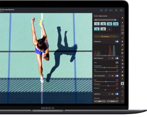 MACBOOK AIR Apple 13" M1 Chip8-core CPU16-core Neural Engine7-core GPU8GB unified 256GB SSD
