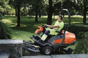 ΧΛΟΟΚΟΠΤΙΚΟ ΤΡΑΚΤΕΡ HUSQVARNA RIDER P524XR EFI ΕΜΠΡΟΣΘΙΑΣ ΚΟΠΗΣ