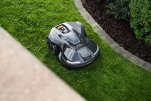 ΧΛΟΟΚΟΠΤΙΚΟ HUSQVARNA AUTOMOWER 305E NERA ΧΛΟΟΚΟΠΤΙΚΟ HUSQVARNA AUTOMOWER 305E NERA