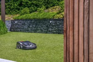 ΧΛΟΟΚΟΠΤΙΚΟ HUSQVARNA AUTOMOWER 305E NERA ΧΛΟΟΚΟΠΤΙΚΟ HUSQVARNA AUTOMOWER 305E NERA