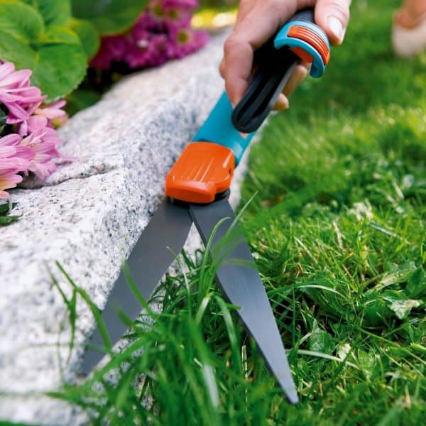 ΨΑΛΙΔΙ ΚΛΑΔΕΜΑΤΟΣ ΓΚΑΖΟΝ GARDENA COMFORT ΠΕΡΙΣΤΡΕΦΟΜΕΝΟ ΜΕ ΓΩΝΙΑΚΗ ΛΑΒΗ 08735-29-2