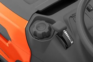 ΧΛΟΟΚΟΠΤΙΚΟ ΤΡΑΚΤΕΡ HUSQVARNA TC 215T