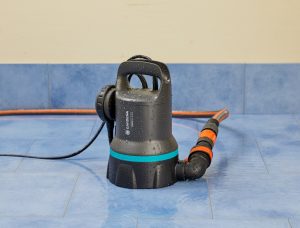 ΑΝΤΛΙΑ ΑΠΟΣΤΡΑΓΓΙΣΗΣ GARDENA 9000 ΓΙΑ ΚΑΘΑΡΑ ΝΕΡΑ