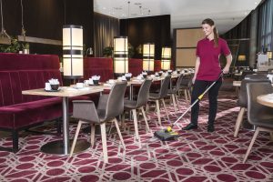 ΕΠΑΝΑΦΟΡΤΙΖΟΜΕΝΟ ΣΚΟΥΠΑΚΙ KARCHER ΕΒ30/1 LI-LON ΕΠΑΝΑΦΟΡΤΙΖΟΜΕΝΟ ΣΚΟΥΠΑΚΙ KARCHER ΕΒ30/1 LI-LON